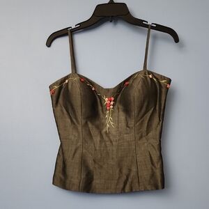 Small Elegant Bustier Top With Floral Embroidery